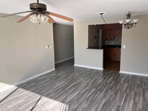 Living - 5000 Carriageway Dr #305, Rolling Meadows, IL 60008 photo 3 of 3