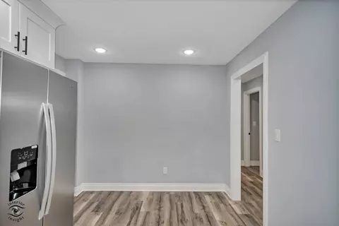 Entry Way - 702 S Lincoln Ave, Kankakee, IL 60901 photo 1 of 1