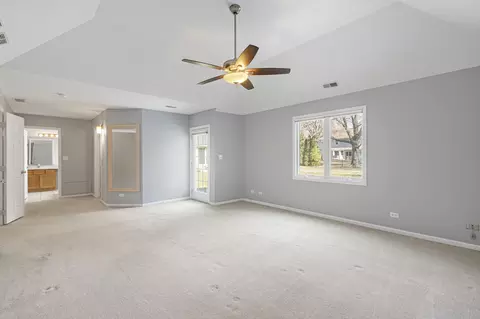 Bedroom - 2 S671 Arrowhead Dr, Wheaton, IL 60189 photo 3 of 3
