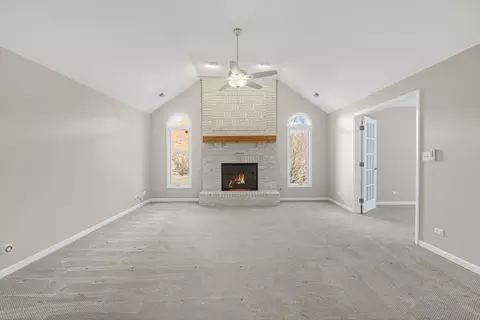 Living - 2 S671 Arrowhead Dr, Wheaton, IL 60189 photo 6 of 7
