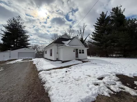 1003 Warren Ave, Mount Vernon, IL 62864