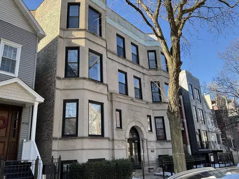 3736 N Clifton Ave #3, Chicago, IL 60613