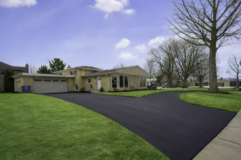 Other - 703 W Man A Wa Trl, Mount Prospect, IL 60056 photo 1 of 1