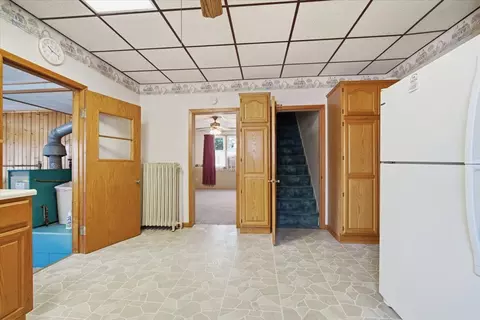 Entry Way - 429 W Owsley St, Chenoa, IL 61726 photo 2 of 4