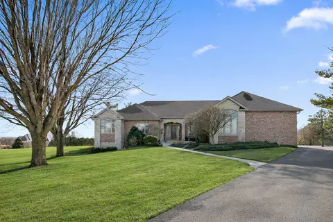17966 S Hunt Club Dr, Mokena, IL 60448