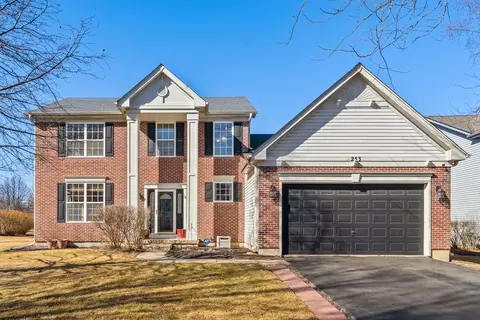 253 Somerset Dr, Sugar Grove, IL 60554