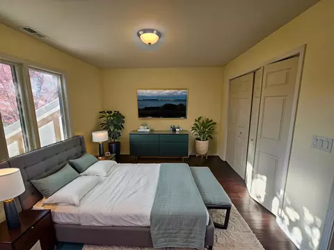 Bedroom - 30 Danada Dr, Wheaton, IL 60189 photo 6 of 7
