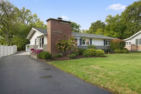 8103 W 98th St, Palos Hills, IL 60465