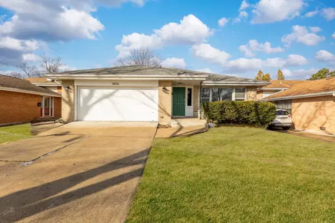14916 La Salle St, Dolton, IL 60419