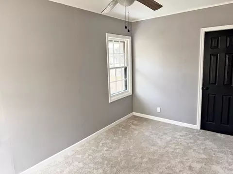 Bedroom - 206 E 5th St, Metropolis, IL 62960 photo 6 of 6