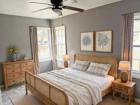 Bedroom - 206 E 5th St, Metropolis, IL 62960 photo 2 of 6
