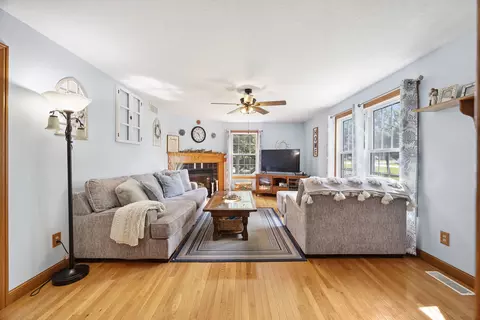 417 Sunset Dr, Colfax, IL 61728 photo 16