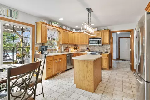 417 Sunset Dr, Colfax, IL 61728 photo 23