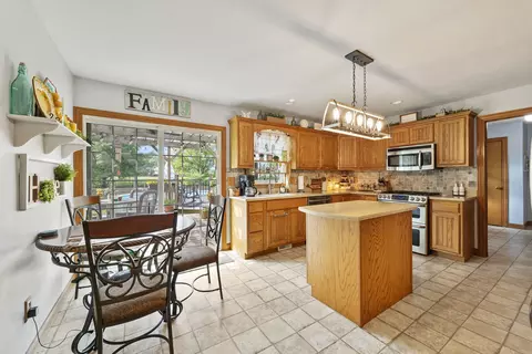 417 Sunset Dr, Colfax, IL 61728 photo 22