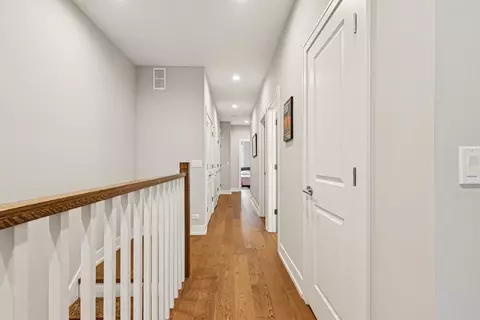 1120 Pitner Ave, Evanston, IL 60202 photo 15
