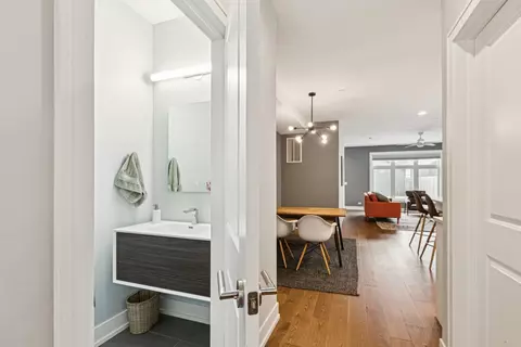 1120 Pitner Ave, Evanston, IL 60202 photo 5