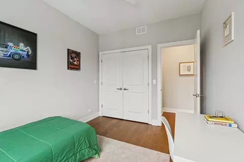 1120 Pitner Ave, Evanston, IL 60202 photo 17