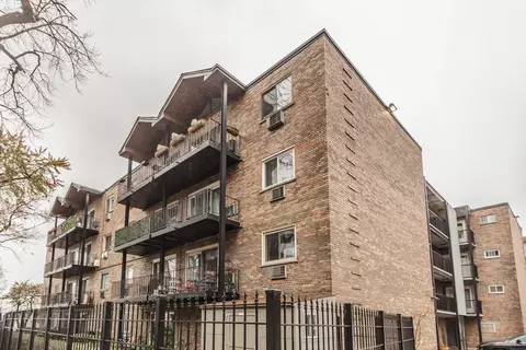 1321 W Birchwood Ave #309, Chicago, IL 60626
