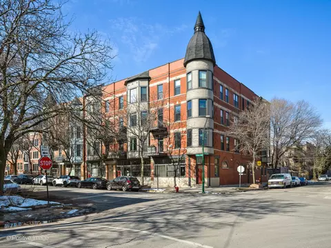 1502 W Ohio St #1F, Chicago, IL 60642