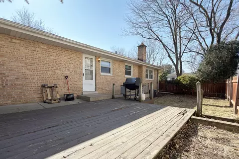 Exterior - 62 Mayer Ave, Wheeling, IL 60090 photo 3 of 5