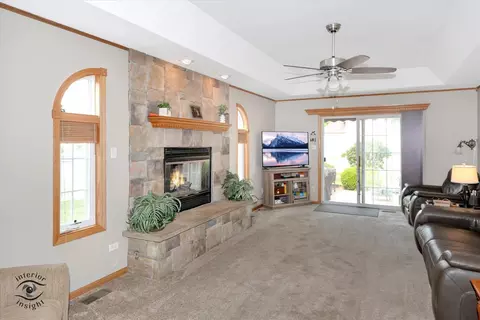 Living - 1360 Pheasant Chase Cir, Beecher, IL 60401 photo 2 of 3
