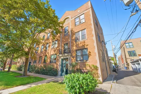 1014 W Barry Ave #1, Chicago, IL 60657
