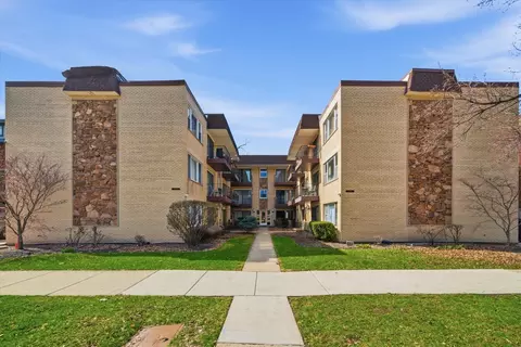 4340 N Keeler Ave #1F, Chicago, IL 60641