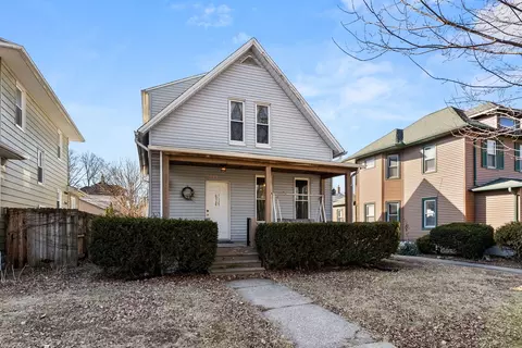 2121 15th St A, Moline, IL 61265