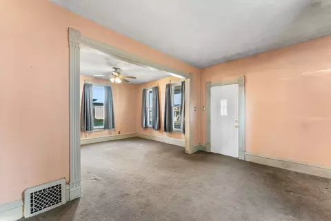2121 15th St A, Moline, IL 61265 photo 4