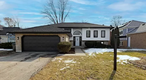 2925 201st Pl, Lynwood, IL 60411