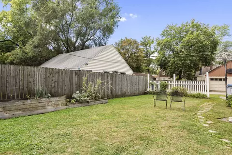 Exterior - 459 S Nelson Ave, Kankakee, IL 60901 photo 3 of 5