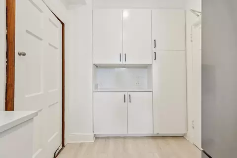 Other - 73 Elm St #12D, Chicago, IL 60611 photo 2 of 4
