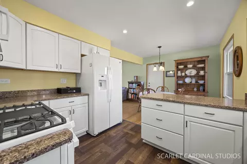 Kitchen - Undisclosed, Wheaton, IL 60187 photo 2 of 3