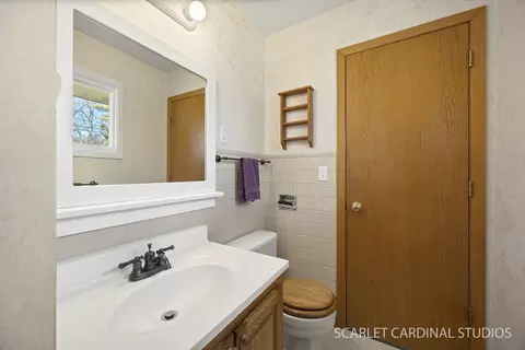 Bath - Undisclosed, Wheaton, IL 60187 photo 1 of 3