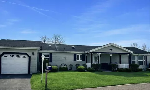 2611 Maywood Ct, Grayslake, IL 60030