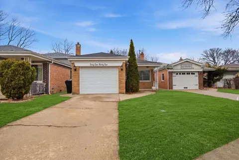 Exterior - Undisclosed, Chicago, IL 60646 photo 2 of 6