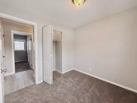 Bedroom - 17213 Springtide Ln, Hazel Crest, IL 60429 photo 6 of 7