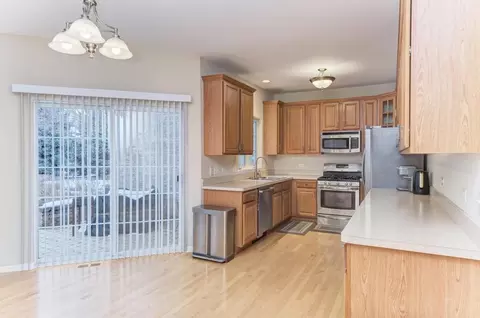 Kitchen - 11920 Winterberry Ln, Plainfield, IL 60585 photo 1 of 4