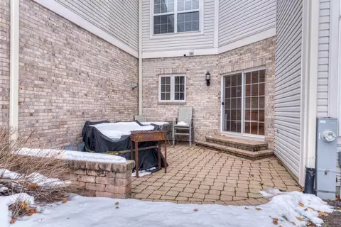 Exterior - 11920 Winterberry Ln, Plainfield, IL 60585 photo 3 of 4