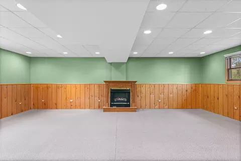 Living - 3505 W Beach Dr, Mchenry, IL 60050 photo 2 of 2