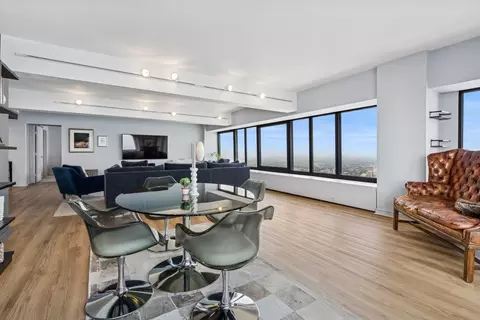 Dining - 175 E Delaware Pl #8504, Chicago, IL 60611 photo 2 of 2