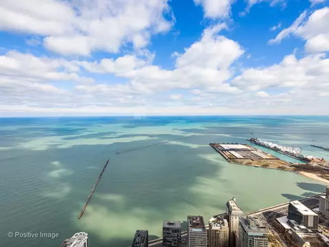View/Area - 175 E Delaware Pl #8504, Chicago, IL 60611 photo 4 of 6
