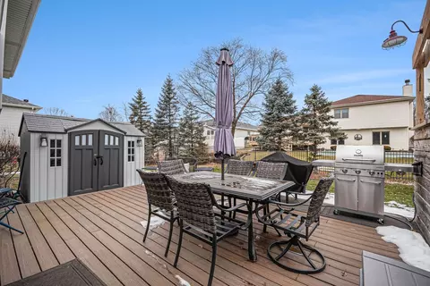 Exterior - 3211 Apache Dr, New Lenox, IL 60451 photo 3 of 9