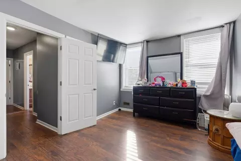5711 S Lowe Ave, Chicago, IL 60621 photo 18
