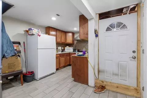 5711 S Lowe Ave, Chicago, IL 60621 photo 27