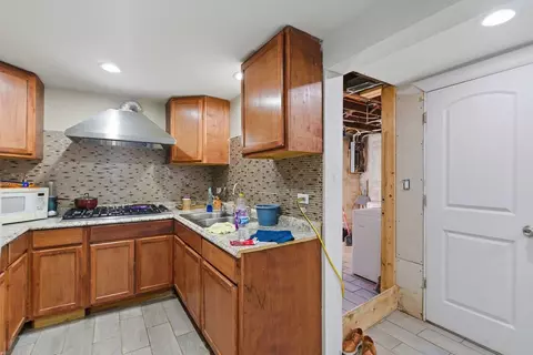 5711 S Lowe Ave, Chicago, IL 60621 photo 23