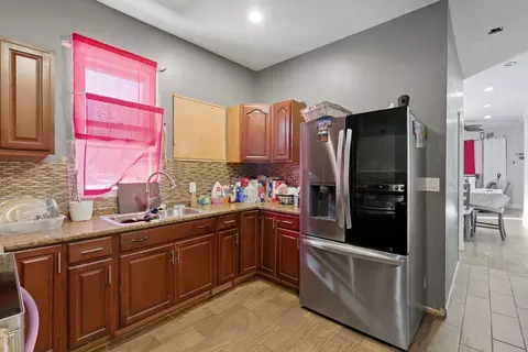 5711 S Lowe Ave, Chicago, IL 60621 photo 11