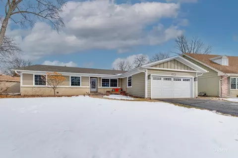 1149 Carlisle Ave, Elk Grove Village, IL 60007