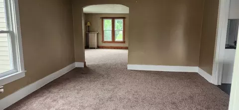 Entry Way - 802 E 5th St, Sterling, IL 61081 photo 1 of 4