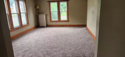 Living - 802 E 5th St, Sterling, IL 61081 photo 2 of 3